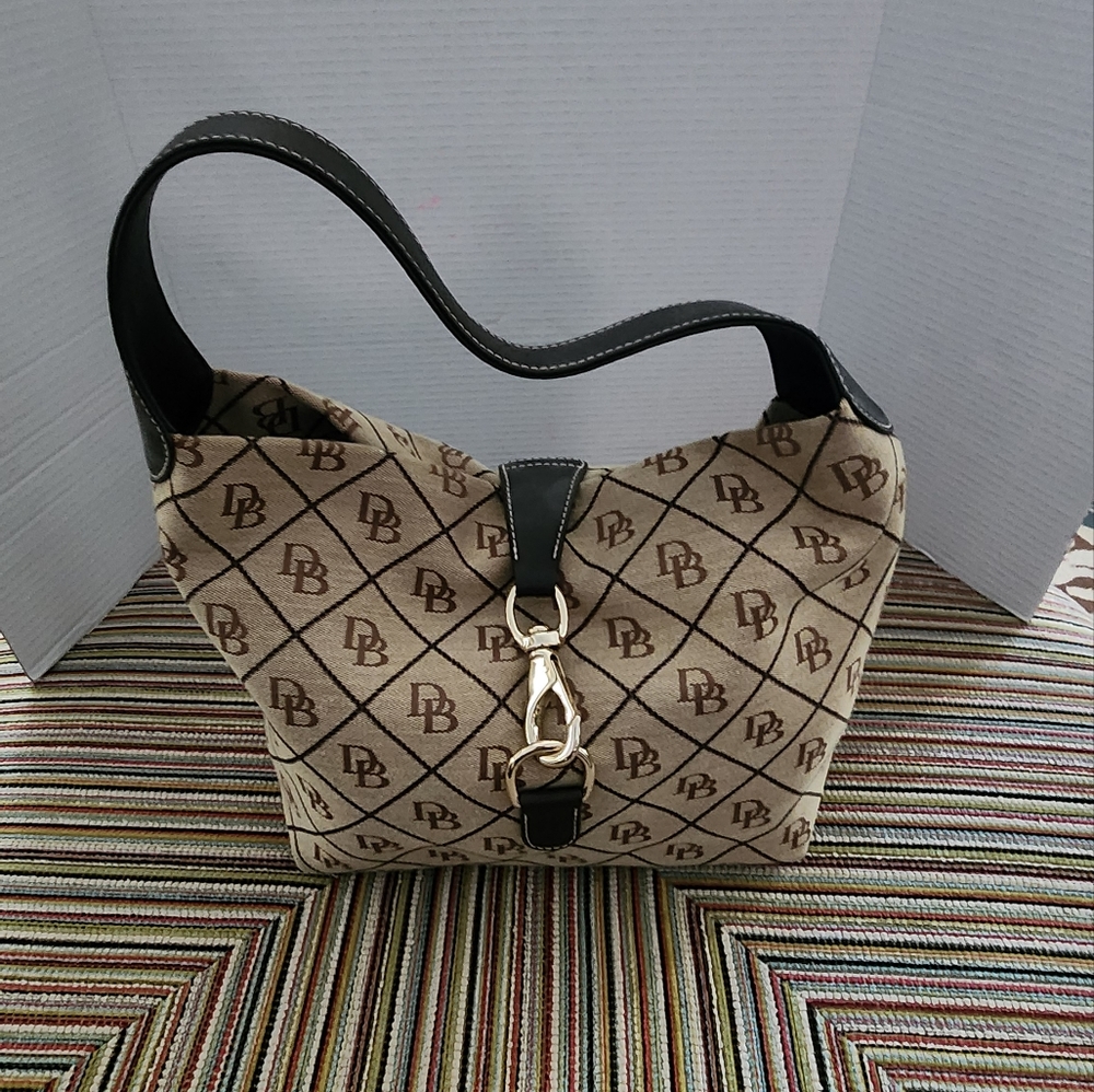 Dooney & Bourke Women's Satchel Handbag